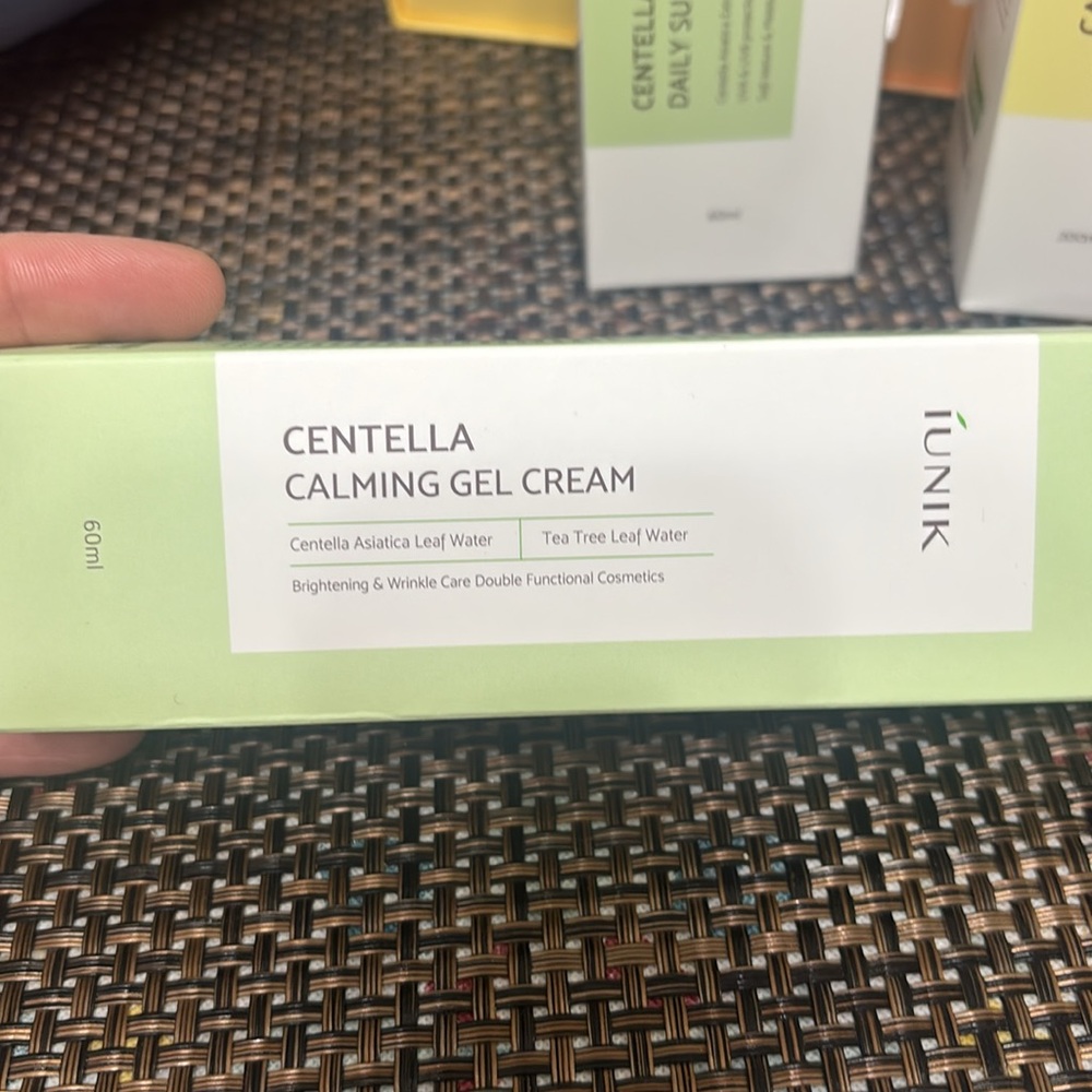 Iunik Skin Care set - Picture 5 of 10